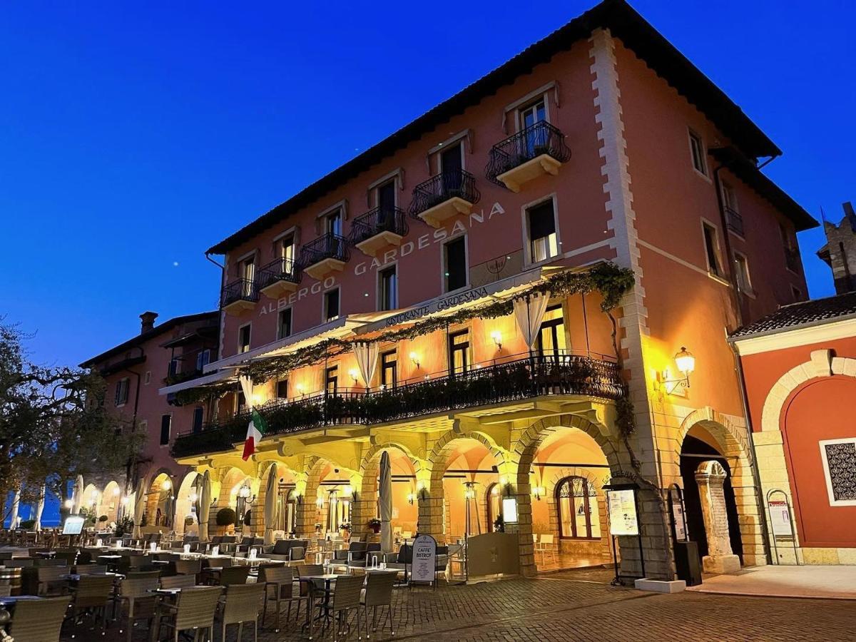 Albergo Ristorante Gardesana ***S Torri Del Benaco Exterior foto